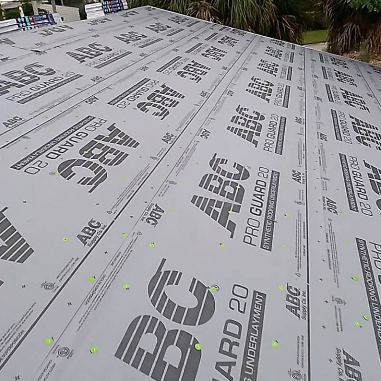 residential-roofing-bradenton-29817084-17-min